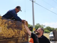 Arranca Carlos Rodríguez ‘El Cuate’ programa de bacheo en Cadereyta